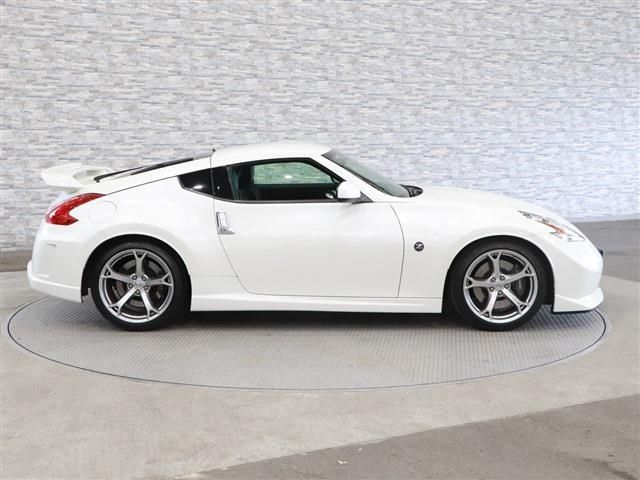 Nissan FAIRLADY Z 2011-07 5222-6