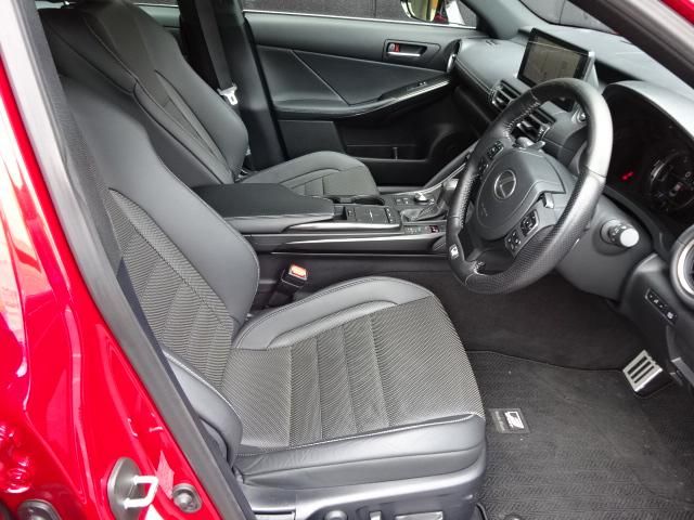 Lexus IS 2021-07 1827-10