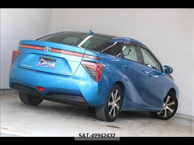 Toyota Mirai 2015-06 308010-11
