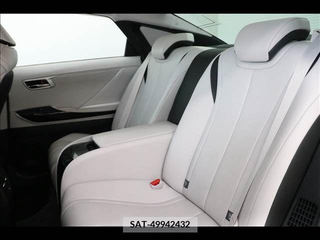 Toyota Mirai 2015-06 308010-18