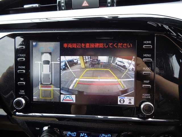 Toyota HILUX 2023-10 196097-12