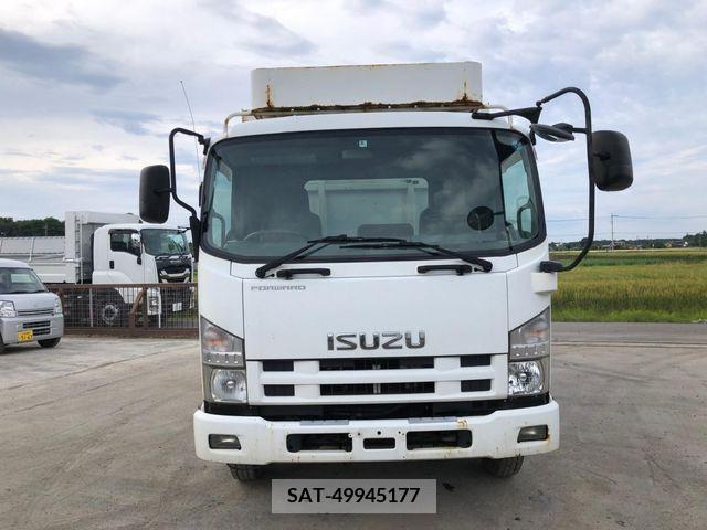 Isuzu FORWARD 2011-08 270302-1