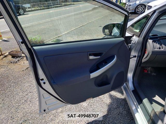 Toyota PRIUS 2010-09 247383-10