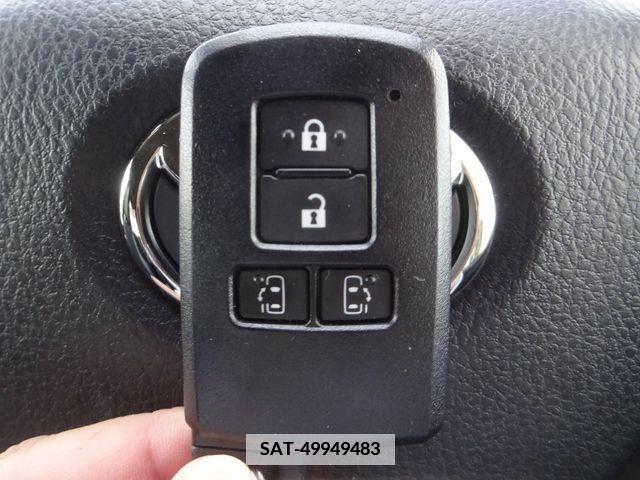 Toyota NOAH 2018-12 336697-18