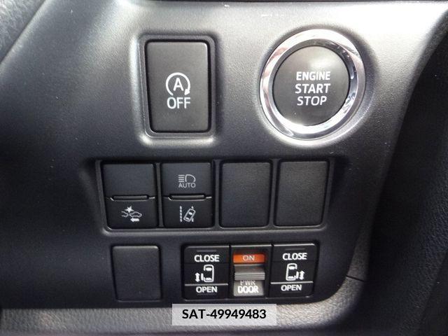 Toyota NOAH 2018-12 336697-21