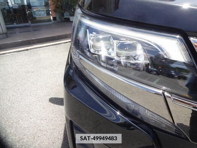 Toyota NOAH 2018-12 336697-26