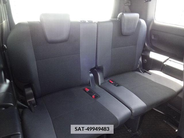 Toyota NOAH 2018-12 336697-7
