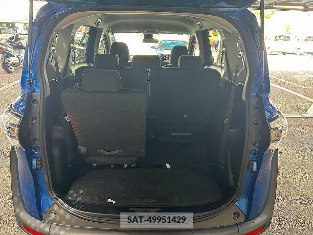 Toyota SIENTA 2015-11 298406-15
