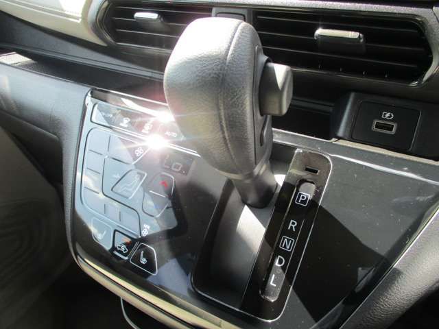 Nissan DAYZ 2021-12 21219-8