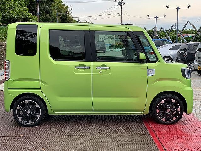 Daihatsu WAKE 2016-12 3531-17