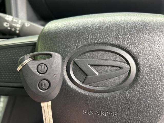Daihatsu TANTO 2022-03 28430-4