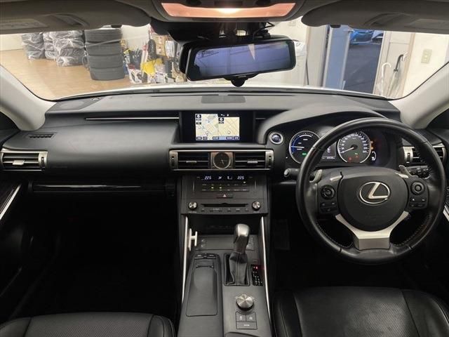 Lexus IS 2015-10 21450-16