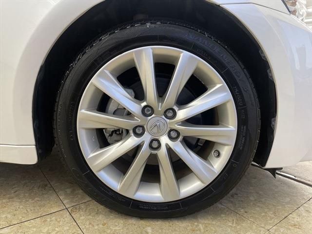 Lexus IS 2015-10 21450-12