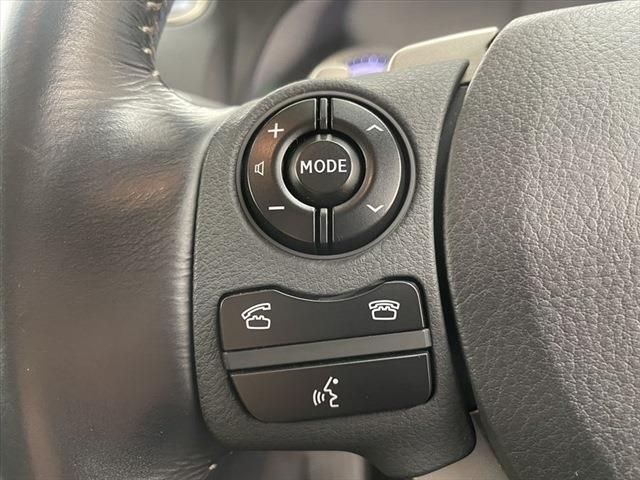 Lexus IS 2015-10 21450-27