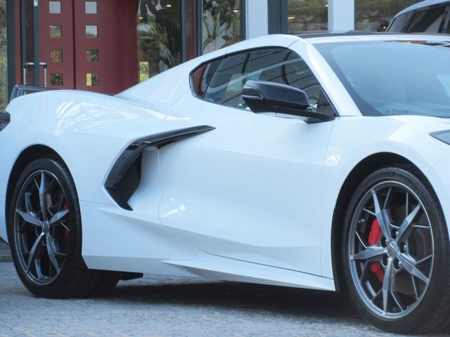 Chevrolet CORVETTE 2021-09 190759-5