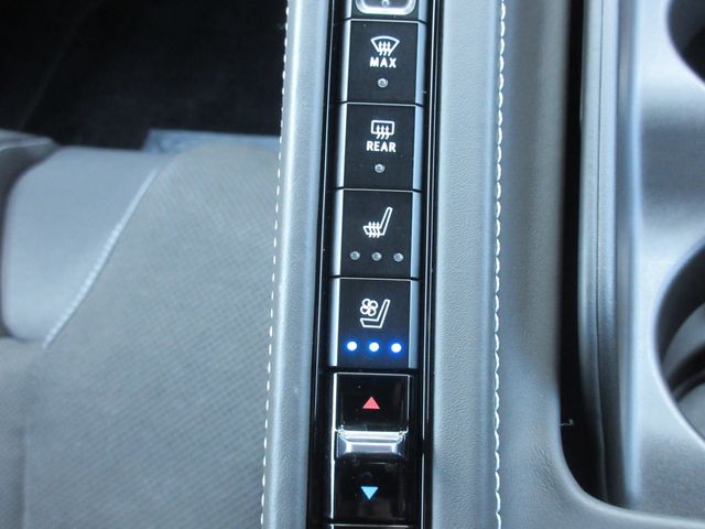 Chevrolet CORVETTE 2021-09 190759-26
