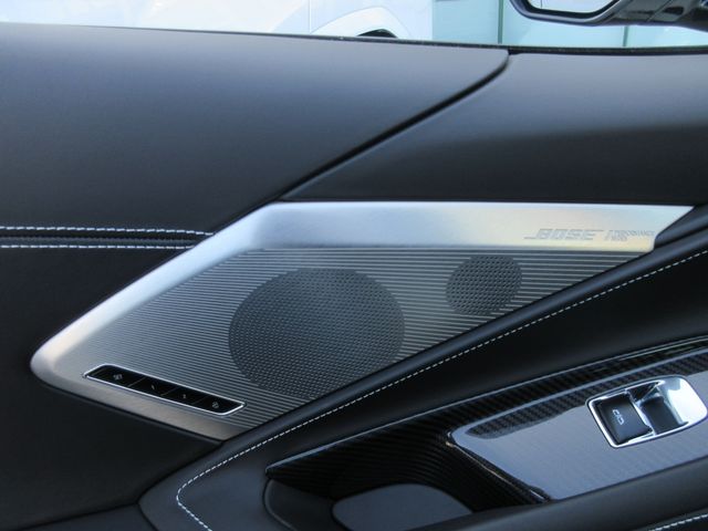 Chevrolet CORVETTE 2021-09 190759-15