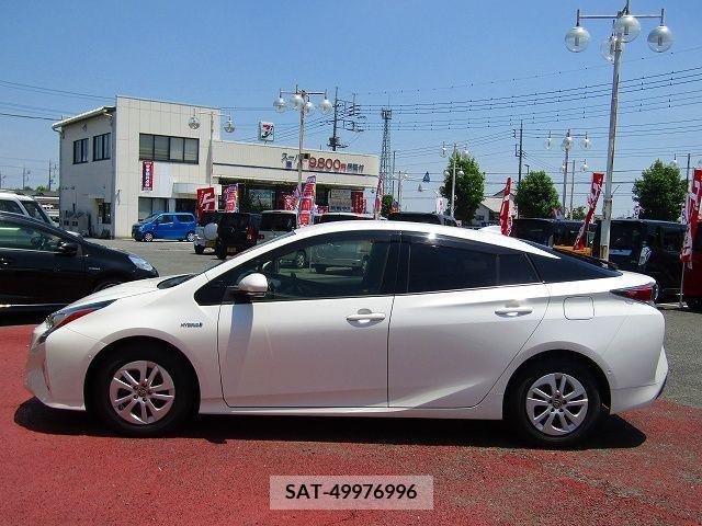 Toyota PRIUS 2018-07 335553-19