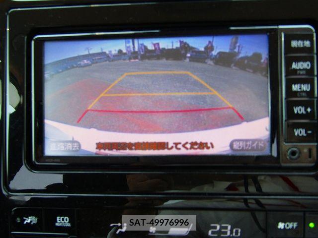 Toyota PRIUS 2018-07 335553-11