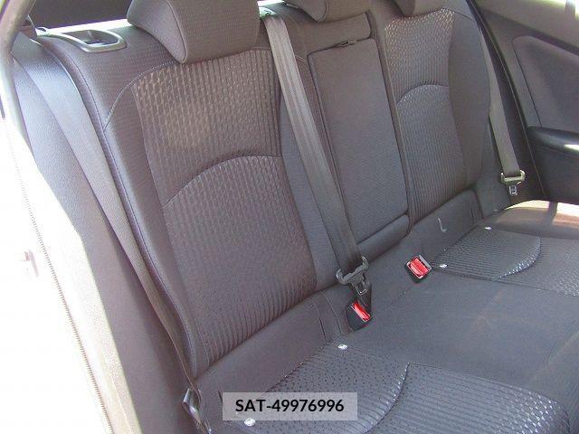 Toyota PRIUS 2018-07 335553-3