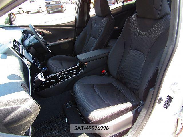Toyota PRIUS 2018-07 335553-4