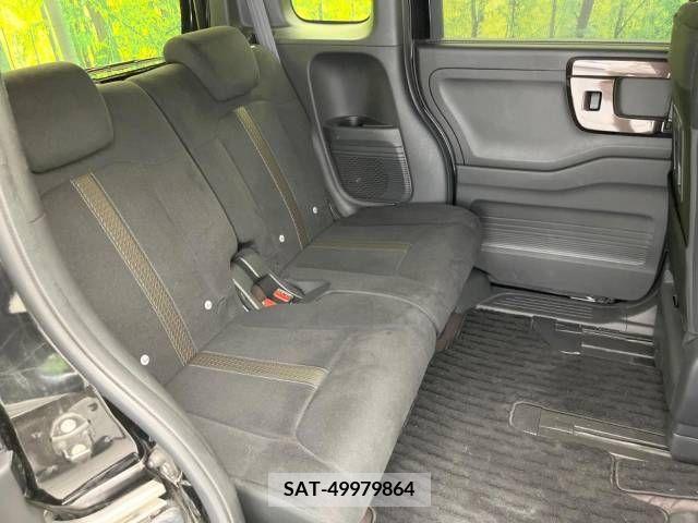 Honda N BOX CUSTOM 2018-09 343135-9