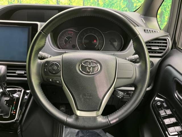 Toyota VOXY 2017-09 190141-12