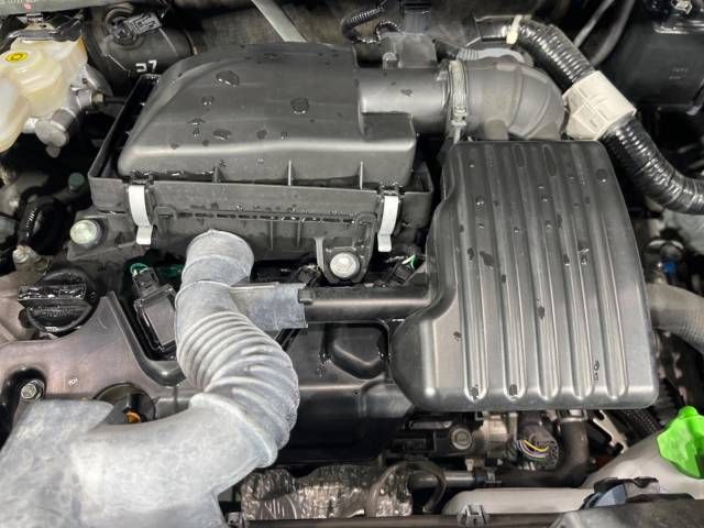 Suzuki SPACIA 2018-09 24490-18