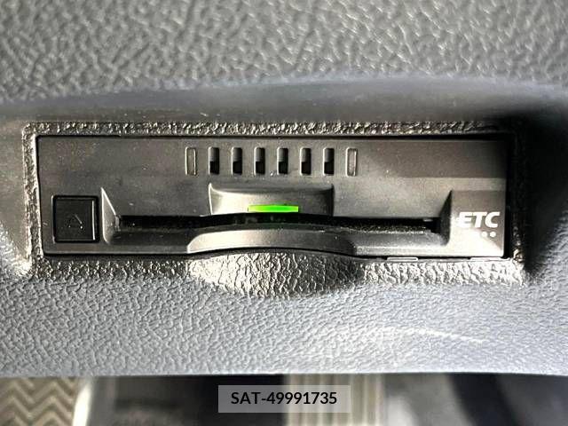 Toyota PRIUS 2017-11 217047-6