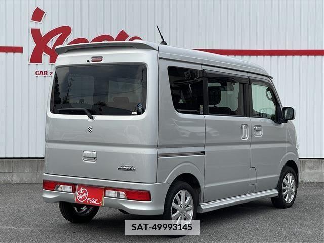 Suzuki EVERY WAGON 2018-01 381126-2