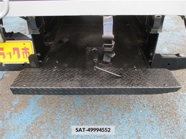 Hino DUTRO 2013-05 371786-8
