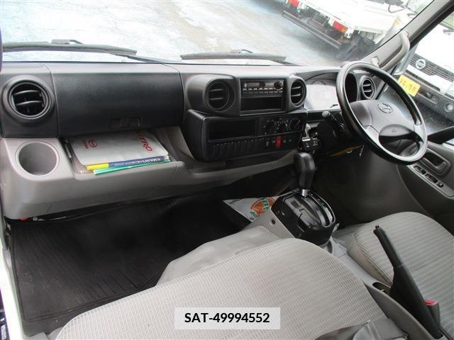 Hino DUTRO 2013-05 371786-22