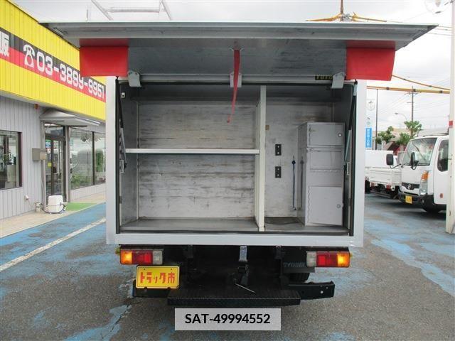 Hino DUTRO 2013-05 371786-5