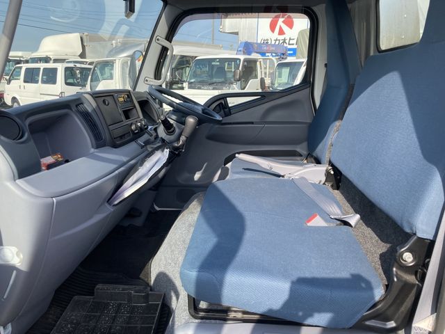 Mitsubishi CANTER 2015-12 3009-9