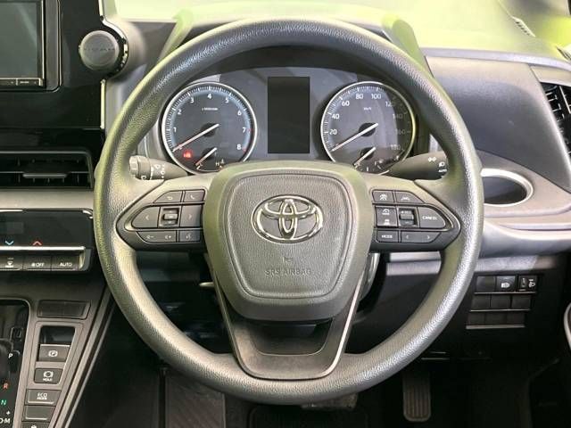 Toyota NOAH 2023-04 27112-12