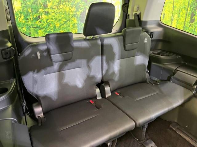 Toyota NOAH 2023-04 27112-10