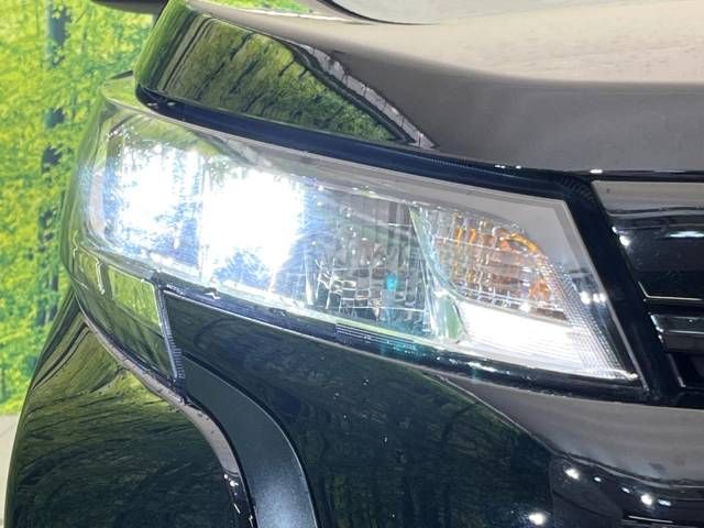 Toyota NOAH 2023-04 27112-13