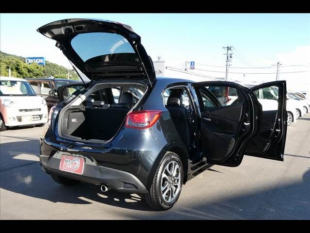 Mazda DEMIO 2016-11 6723-19