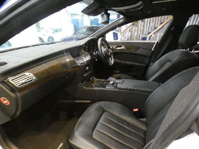 Mercedes Benz CLS-CLASS 2012-12 5587-1
