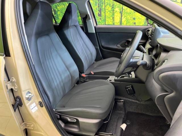 Toyota YARIS CROSS 2023-03 184800-8