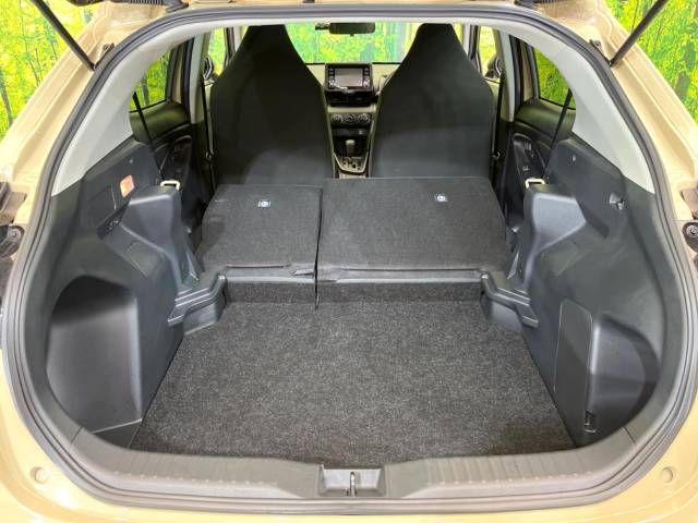Toyota YARIS CROSS 2023-03 184800-10