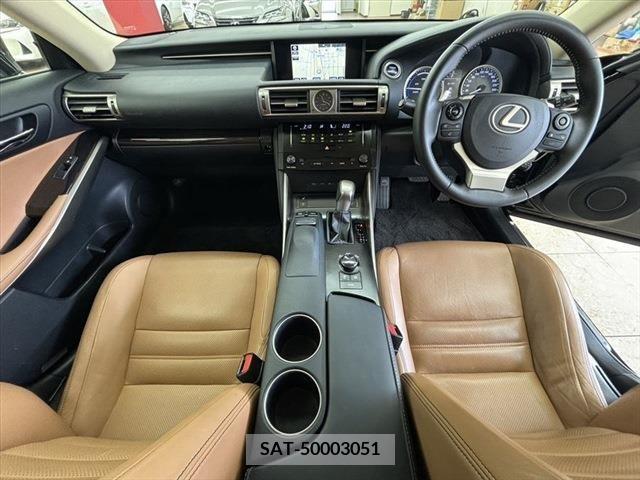 Lexus IS 2013-09 275457-18