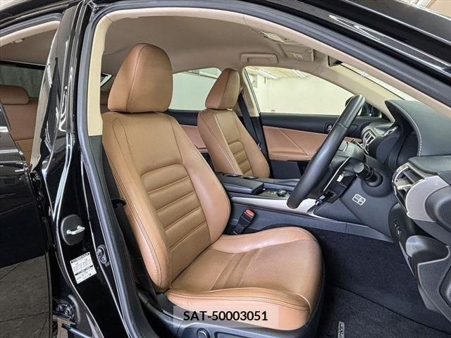Lexus IS 2013-09 275457-19