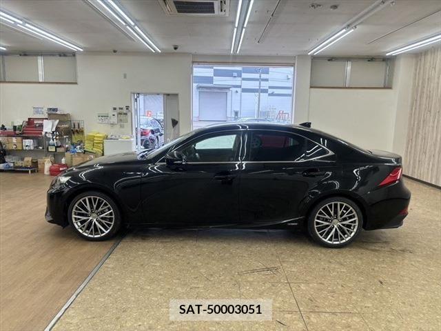 Lexus IS 2013-09 275457-7