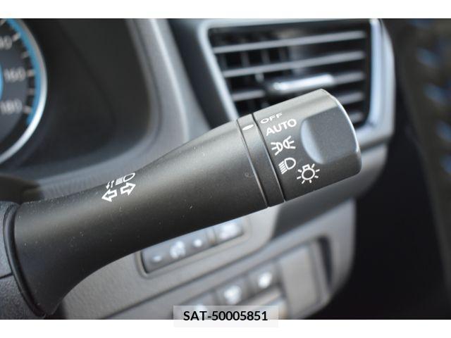 Nissan LEAF 2020-05 395439-13