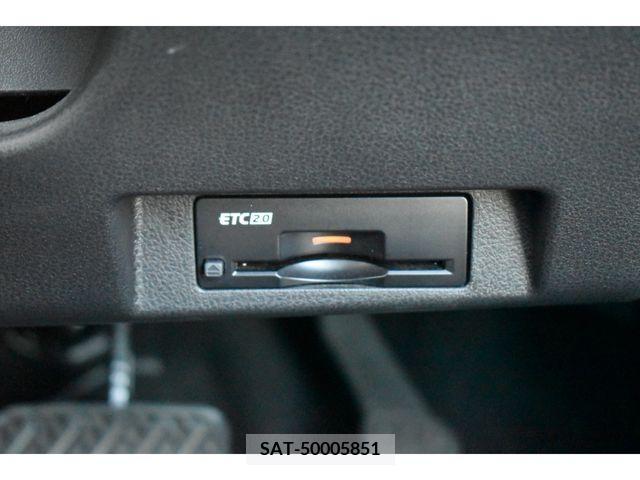 Nissan LEAF 2020-05 395439-9