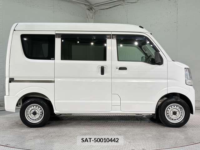 Suzuki EVERY 2018-03 297373-7