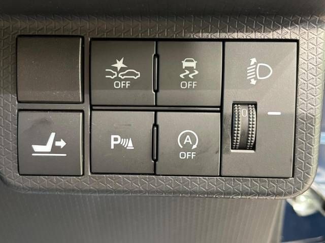 Daihatsu TANTO 2021-12 184120-4