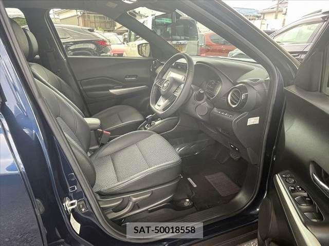 Nissan KICKS 2021-09 331008-15