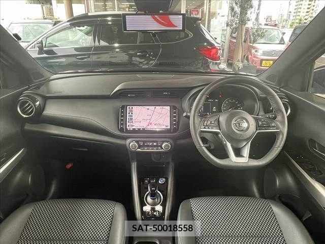 Nissan KICKS 2021-09 331008-1